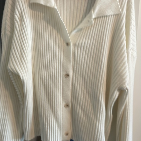 White button down sweater. Super soft and cozy. Worn once. Size large - Picture 3 of 6